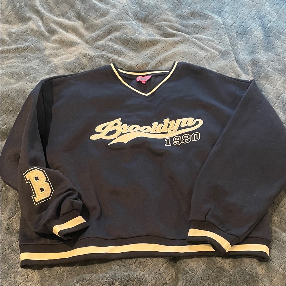 Edikted Navy V-Neck Sweater with Cream Accents